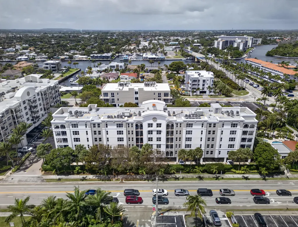 101 SE 20th Avenue Deerfield Beach FL 33441