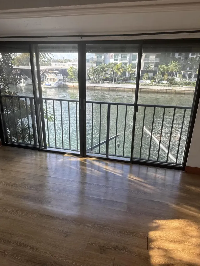 1000 NW N River Drive Miami FL 33136