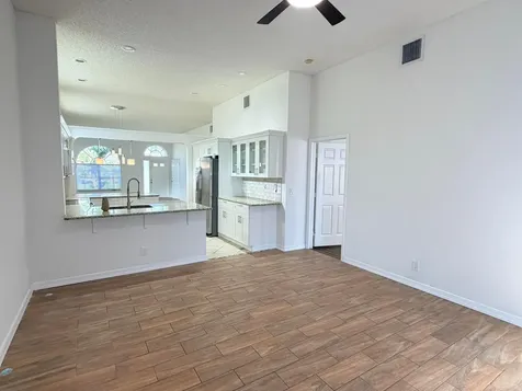 133 Woodlake Circle Greenacres FL 33463
