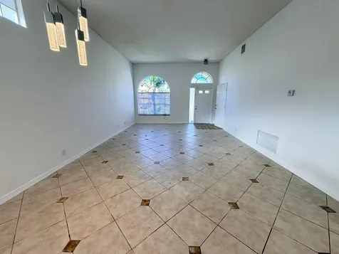 133 Woodlake Circle Greenacres FL 33463