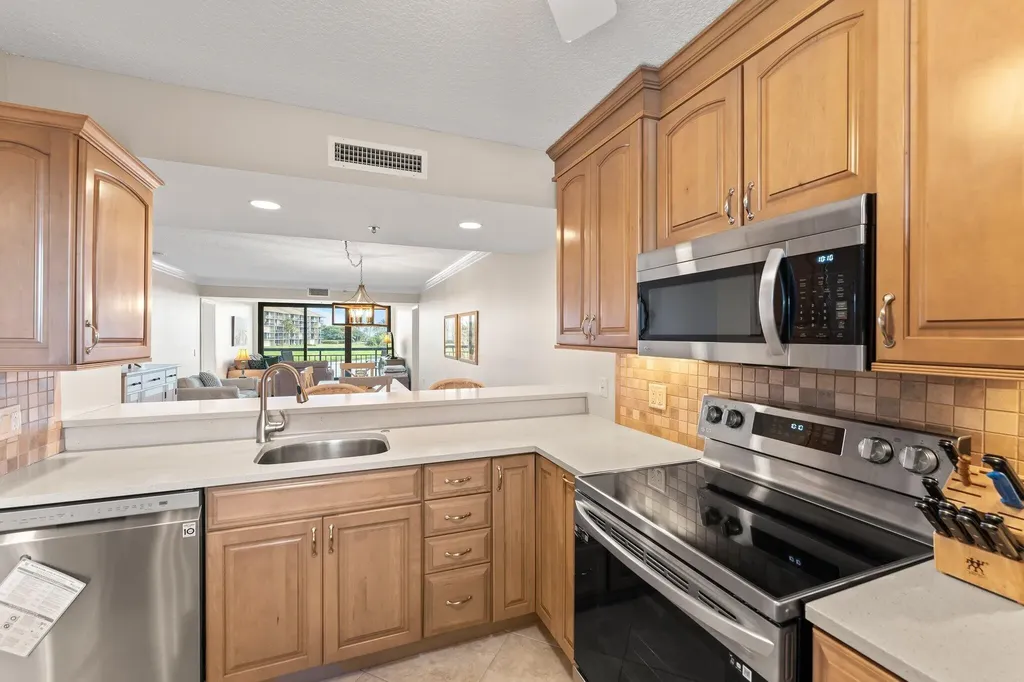 601 S Seas Drive Jupiter FL 33477