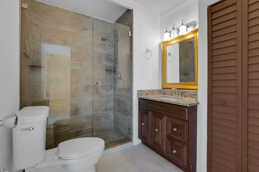 8829 Bella Vista Drive Boca Raton FL 33433