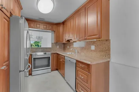 8829 Bella Vista Drive Boca Raton FL 33433