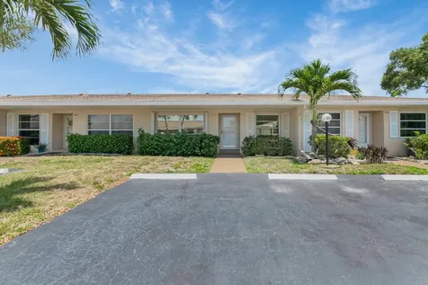 8829 Bella Vista Drive Boca Raton FL 33433