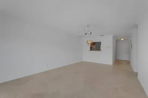 8829 Bella Vista Drive Boca Raton FL 33433