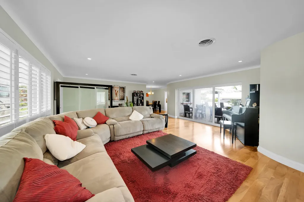 2401 SE 8th Court Pompano Beach FL 33062