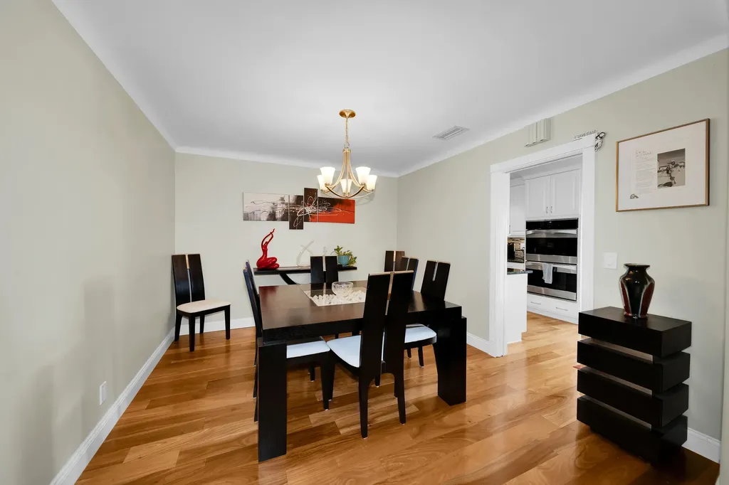 2401 SE 8th Court Pompano Beach FL 33062