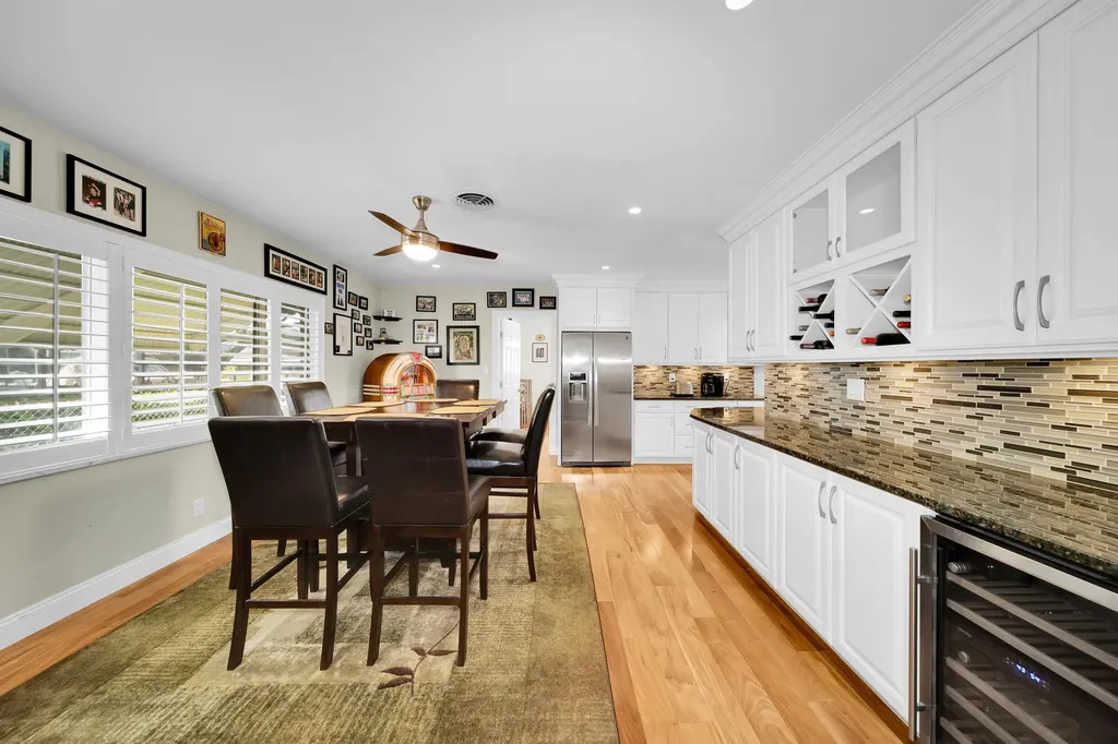 2401 SE 8th Court Pompano Beach FL 33062