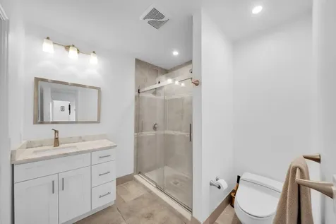 2401 SE 8th Court Pompano Beach FL 33062