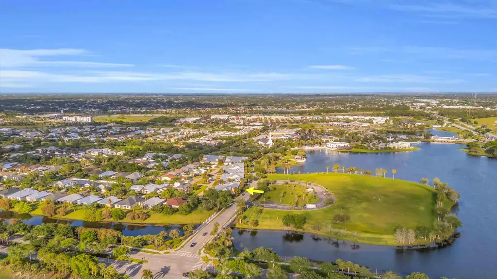 10910 SW Meeting Street Port St Lucie FL 34987