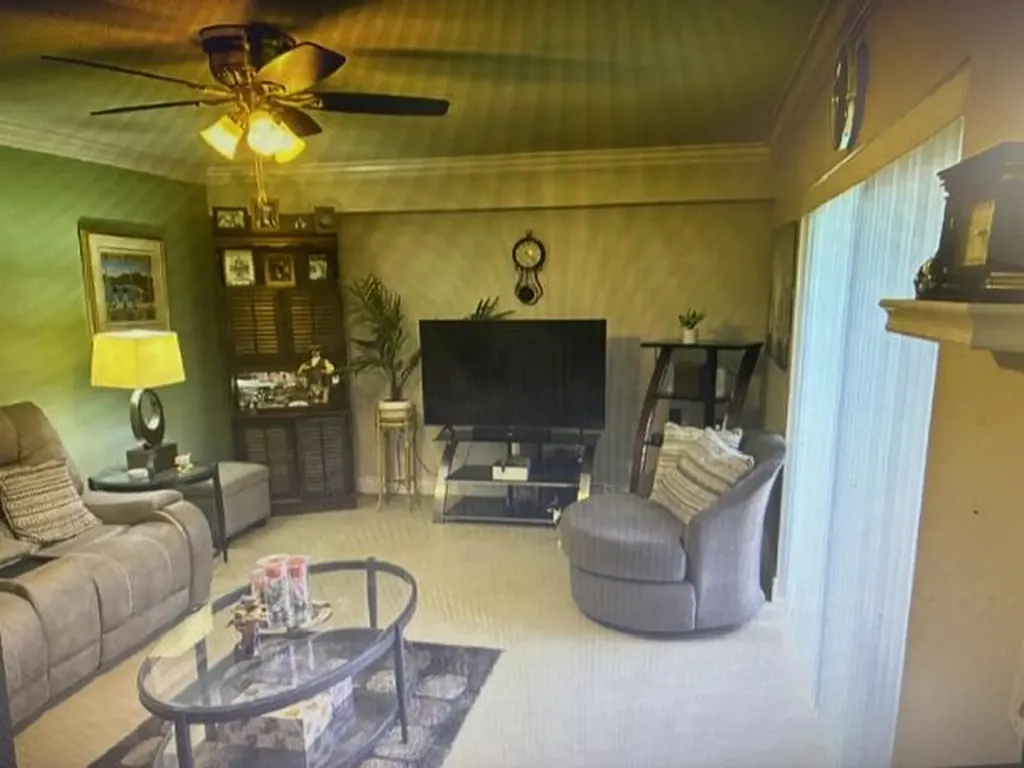 107 Buttonwood Lane Boynton Beach FL 33436