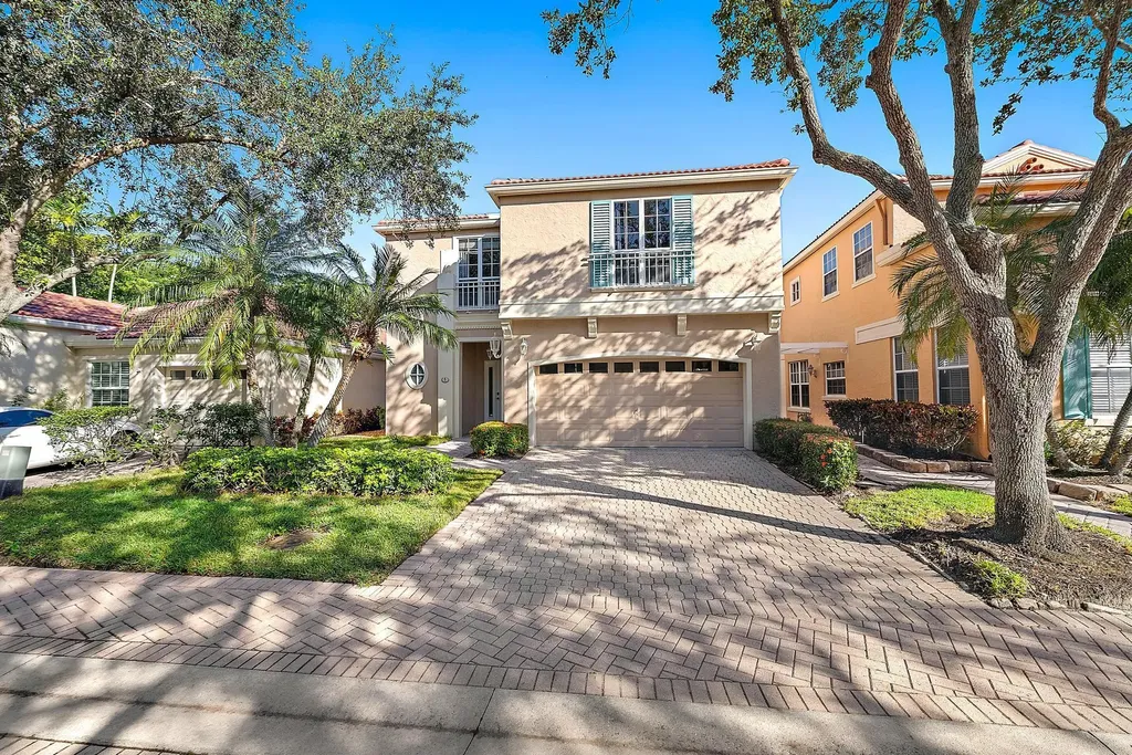 4 Via Angelico Palm Beach Gardens FL 33418