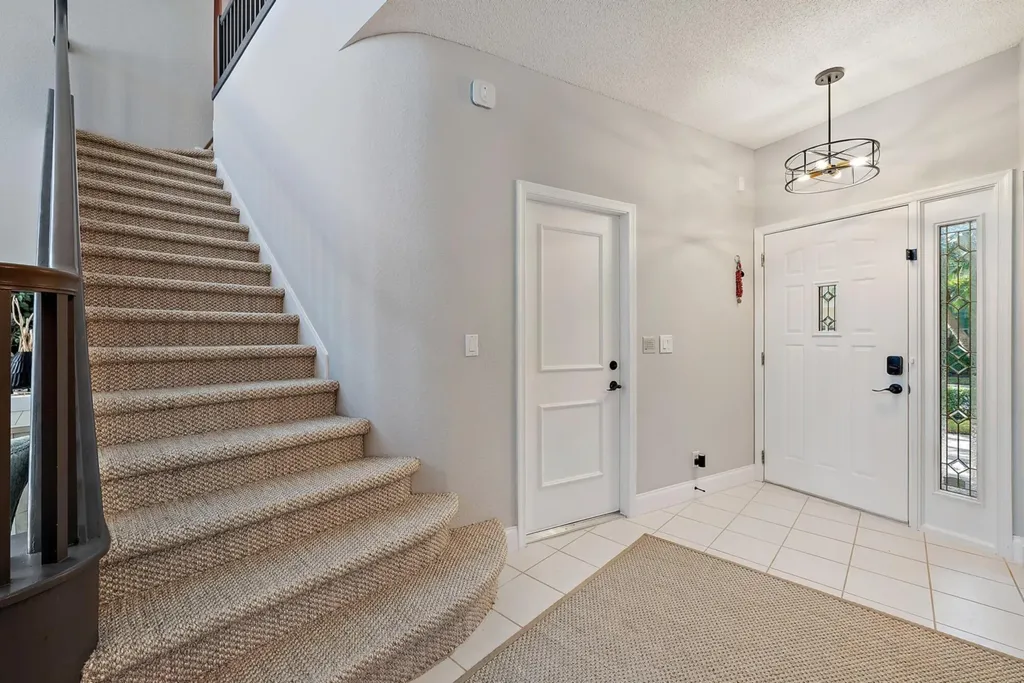 4 Via Angelico Palm Beach Gardens FL 33418