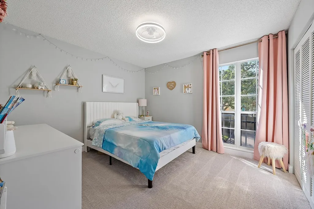 4 Via Angelico Palm Beach Gardens FL 33418