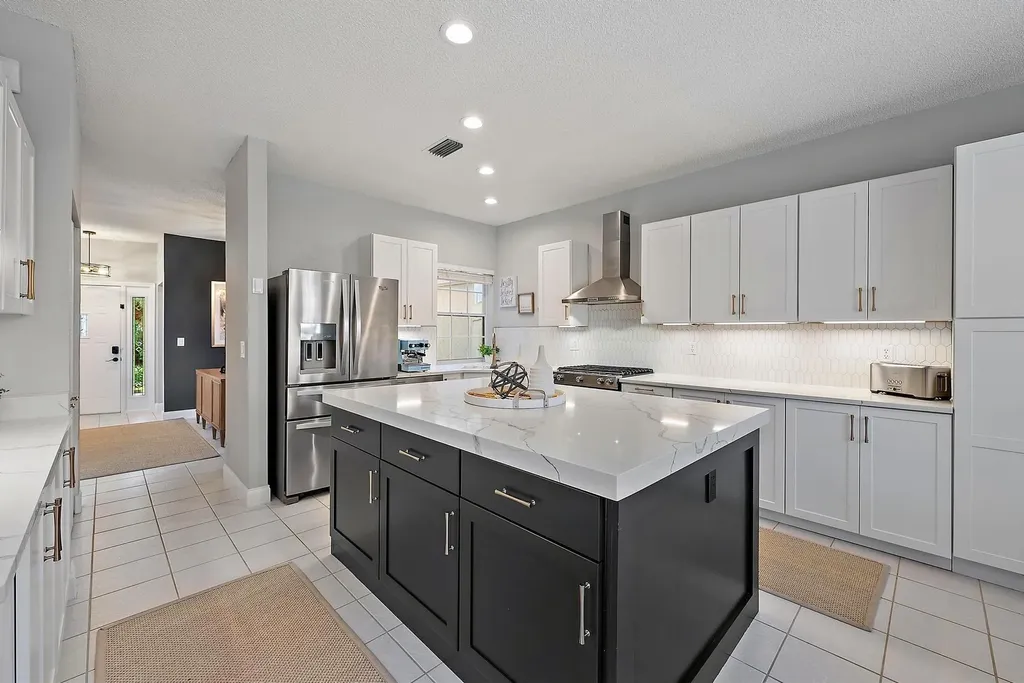 4 Via Angelico Palm Beach Gardens FL 33418