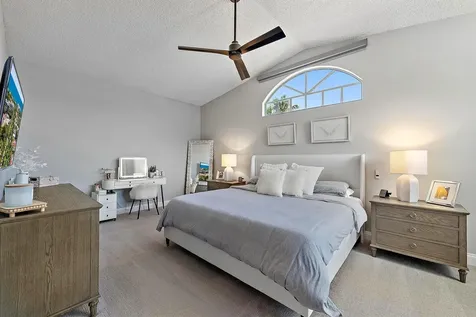 4 Via Angelico Palm Beach Gardens FL 33418