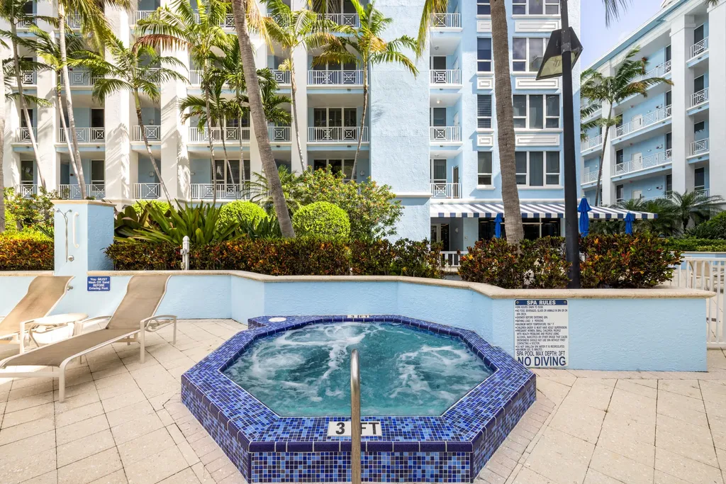 701 SE 21st Avenue Deerfield Beach FL 33441