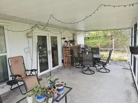 421 SE Skipper Lane Port St Lucie FL 34983