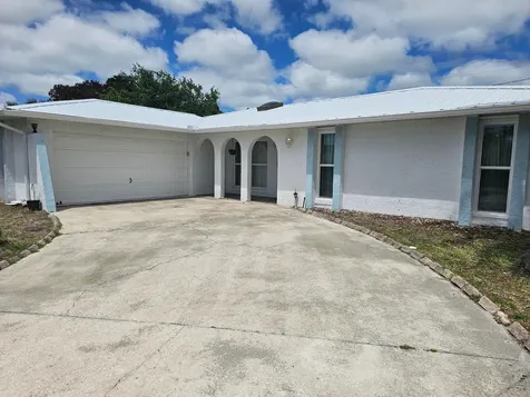 421 SE Skipper Lane Port St Lucie FL 34983