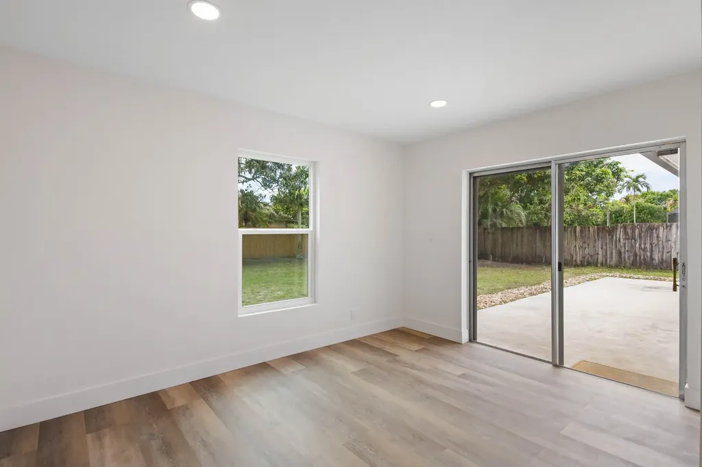 430 La Mancha Avenue Royal Palm Beach FL 33411