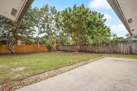 430 La Mancha Avenue Royal Palm Beach FL 33411