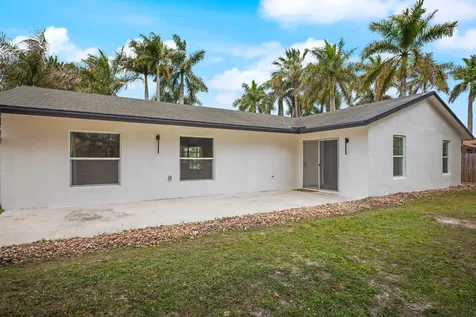 430 La Mancha Avenue Royal Palm Beach FL 33411