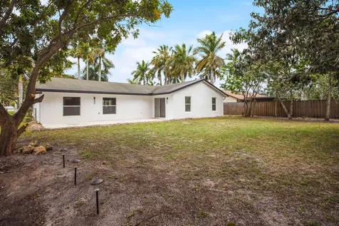 430 La Mancha Avenue Royal Palm Beach FL 33411