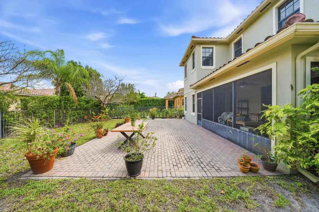 7561 NW 112th Terrace Parkland FL 33076