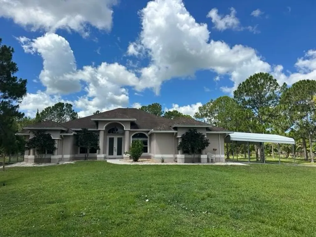 17044 N 72nd Road Road N Loxahatchee FL 33470