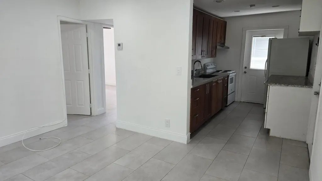 1512 NE 28th Street Pompano Beach FL 33064