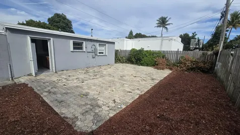 1512 NE 28th Street Pompano Beach FL 33064