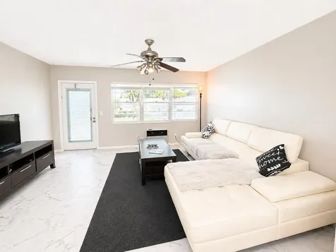 140 Ventnor Deerfield Beach FL 33442