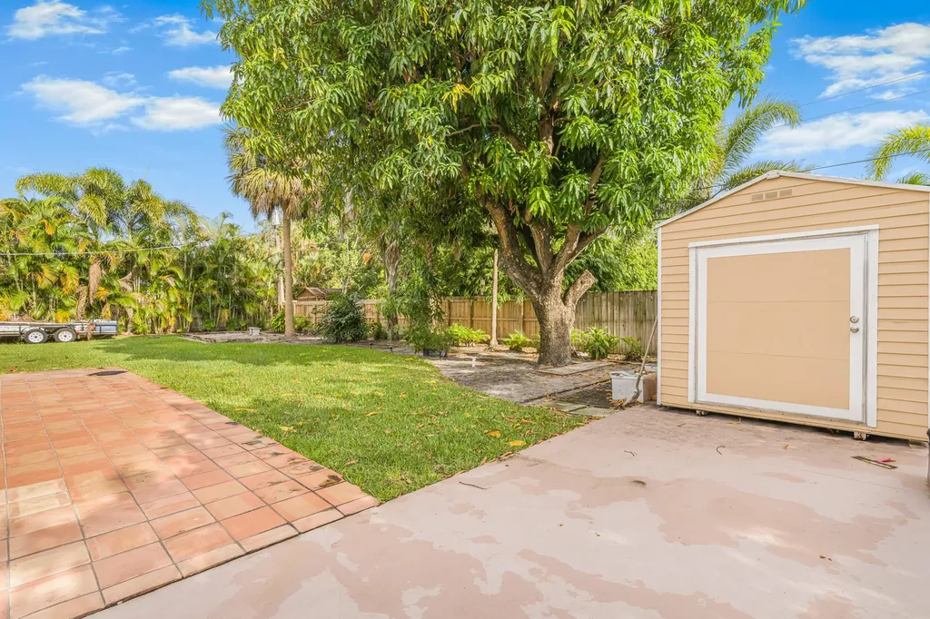 724 NE 2nd Street Pompano Beach FL 33060