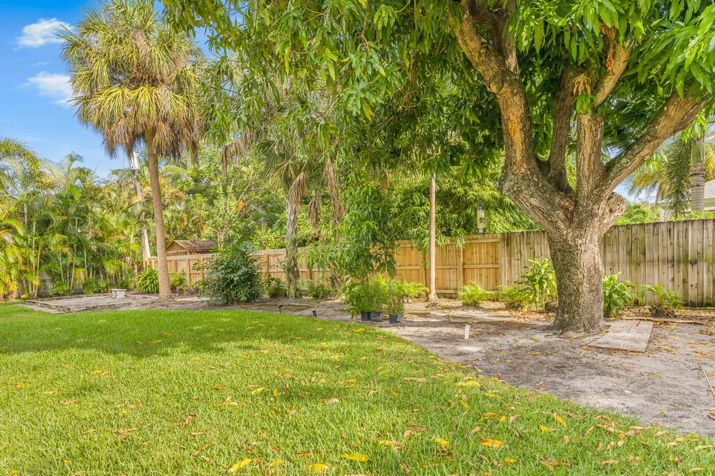 724 NE 2nd Street Pompano Beach FL 33060