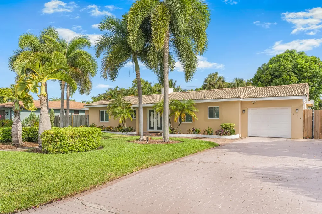 724 NE 2nd Street Pompano Beach FL 33060