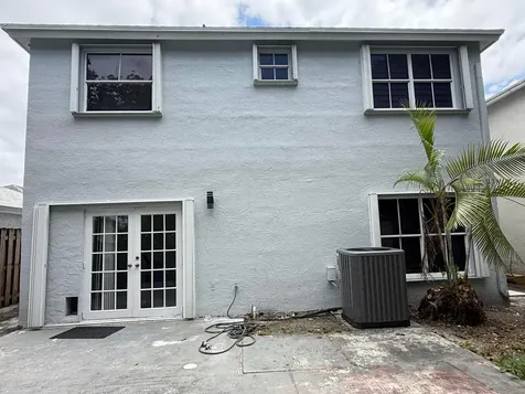 4415 SW 72nd Terrace Davie FL 33314