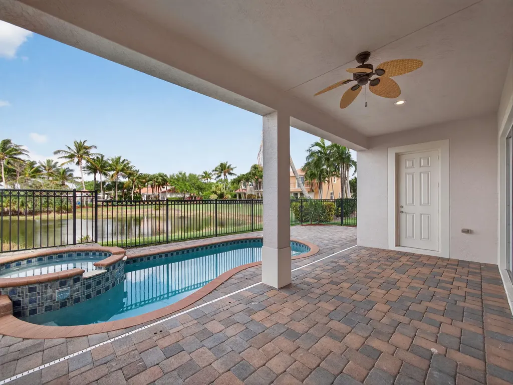 12054 Aviles Circle Palm Beach Gardens FL 33418