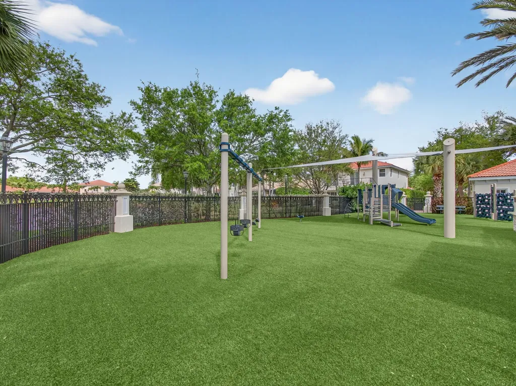 12054 Aviles Circle Palm Beach Gardens FL 33418