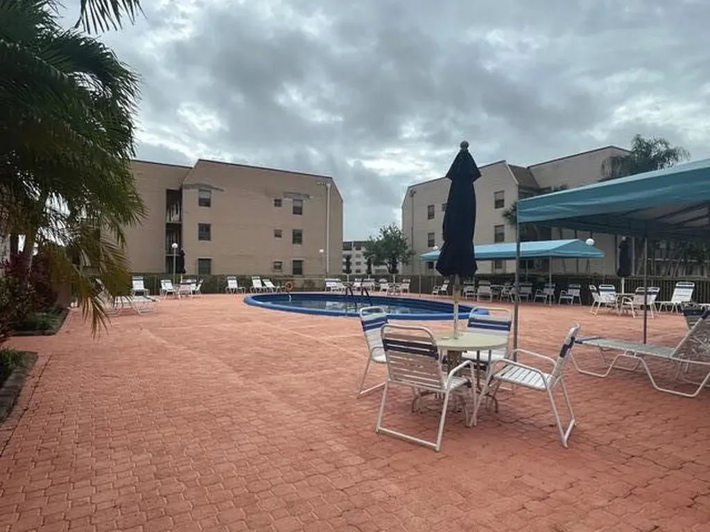 10180 NW 30th Court Sunrise FL 33322