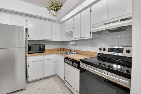 15496 Lakes Of Delray Boulevard Delray Beach FL 33484