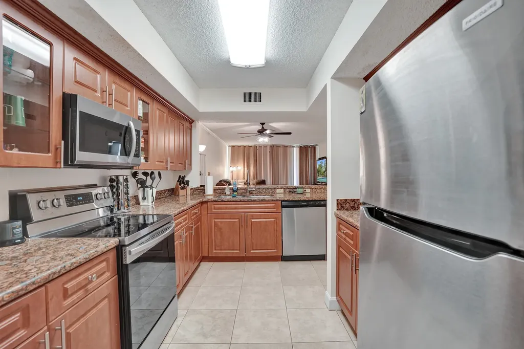 8266 NW 24th Street Coral Springs FL 33065