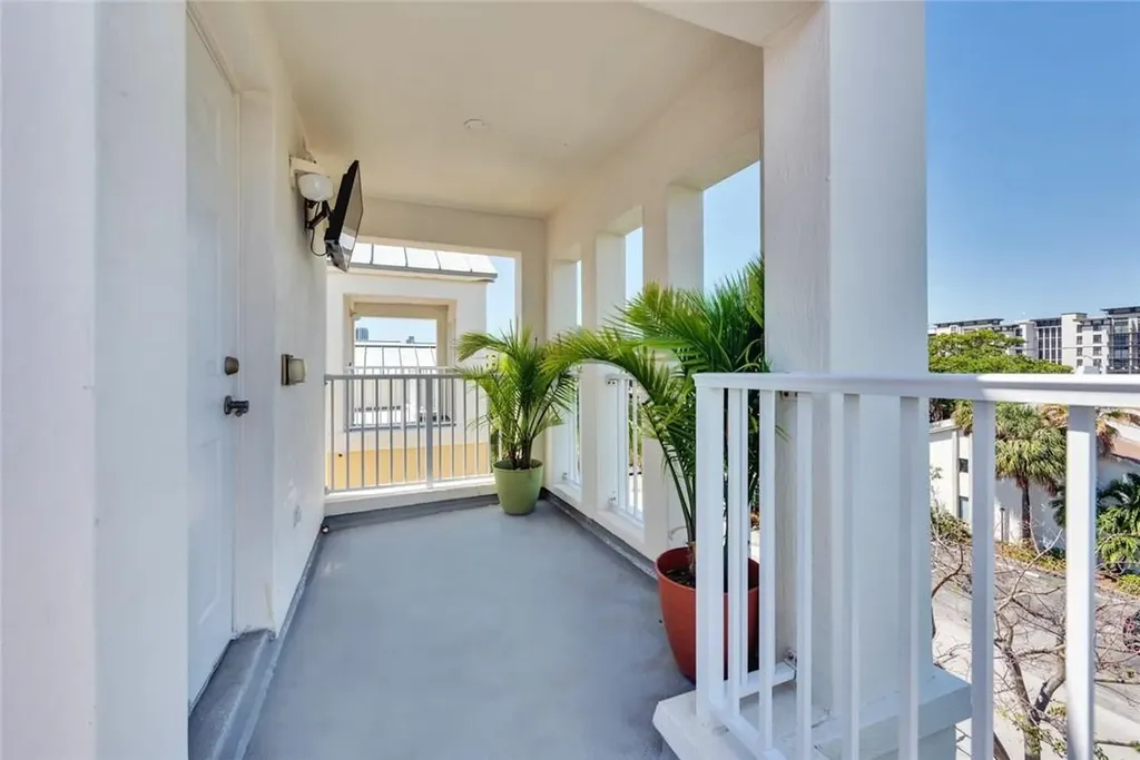 538 NE 7th Avenue Fort Lauderdale FL 33301