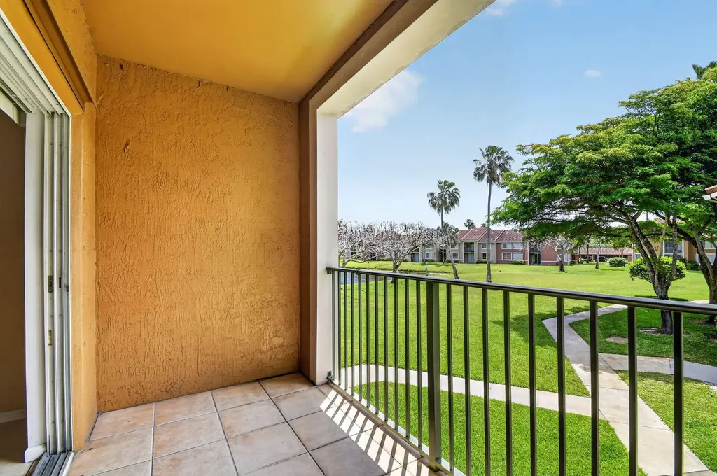 7864 Sonoma Springs Circle Lake Worth FL 33463