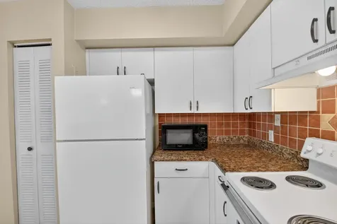 7864 Sonoma Springs Circle Lake Worth FL 33463
