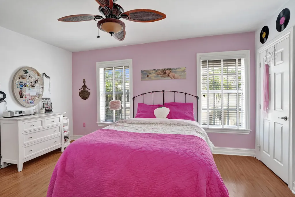 1127 N Victoria Park Road Fort Lauderdale FL 33304