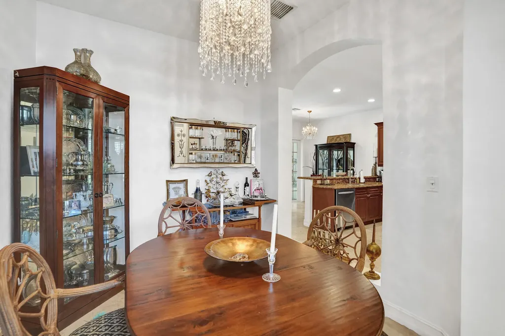 1127 N Victoria Park Road Fort Lauderdale FL 33304
