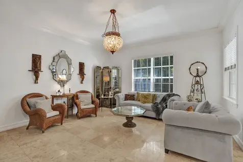 1127 N Victoria Park Road Fort Lauderdale FL 33304