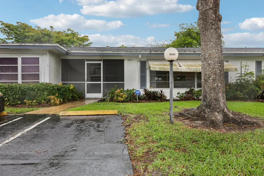 1044 NW 83rd Avenue Plantation FL 33322