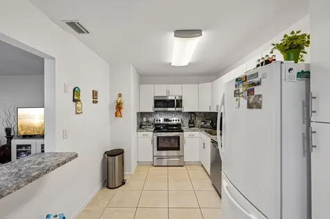 1044 NW 83rd Avenue Plantation FL 33322