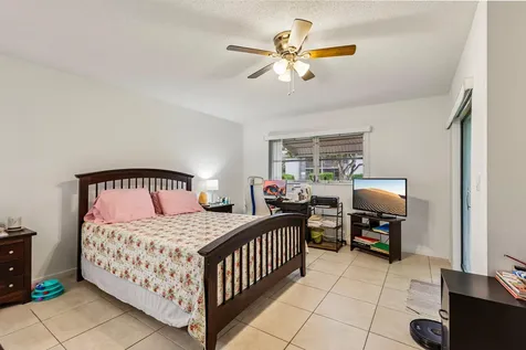 1044 NW 83rd Avenue Plantation FL 33322